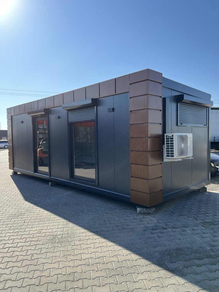 Contenedor oficina habitable de 8m x 3m