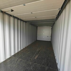 Alternative view of Nuevo contenedor 20′ 6 metros | Con puertas adicionales | MCKU2004798 – TALLINN Verde oscuro